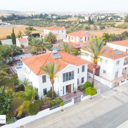 Villa Artemis ลาร์นาคา ภายนอก รูปภาพ