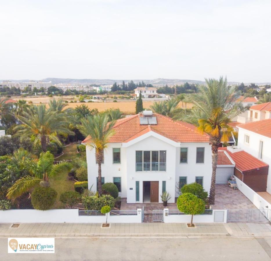 Villa Artemis ลาร์นาคา ภายนอก รูปภาพ