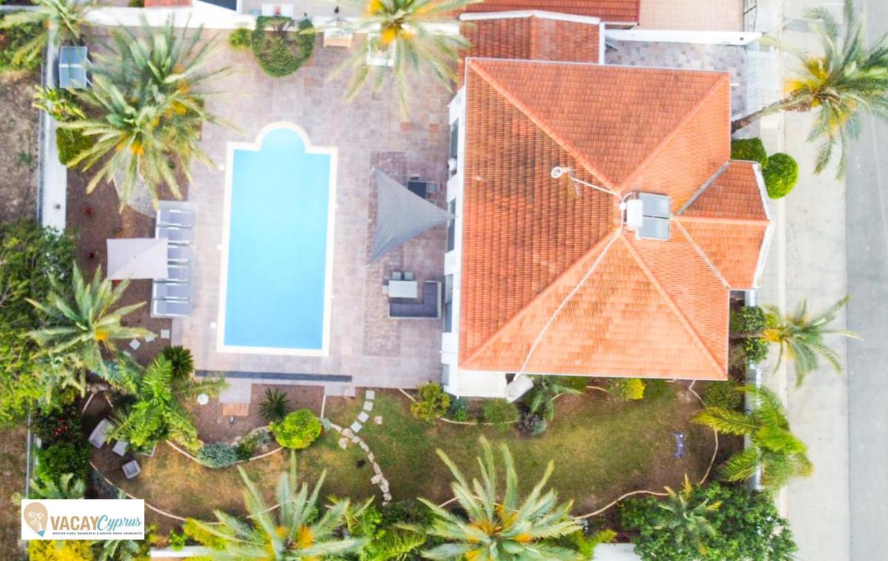 Villa Artemis ลาร์นาคา ภายนอก รูปภาพ